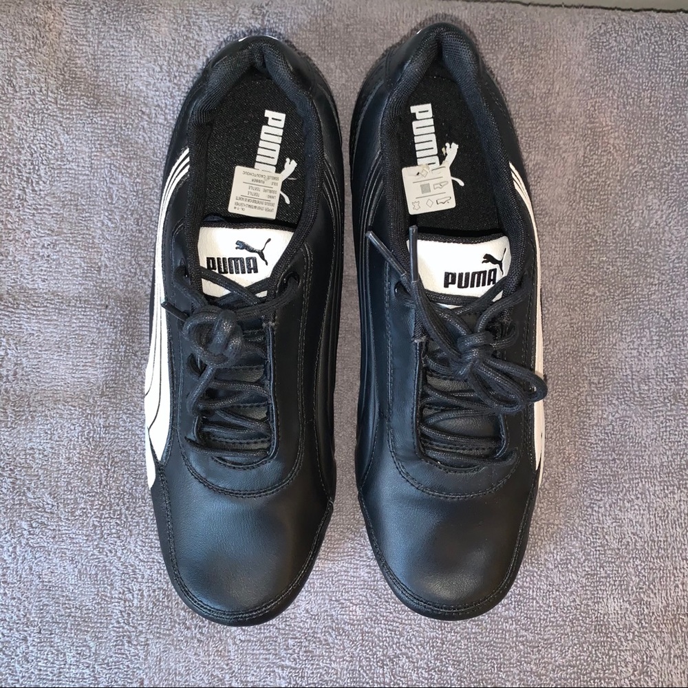 Men’s Puma sneakers